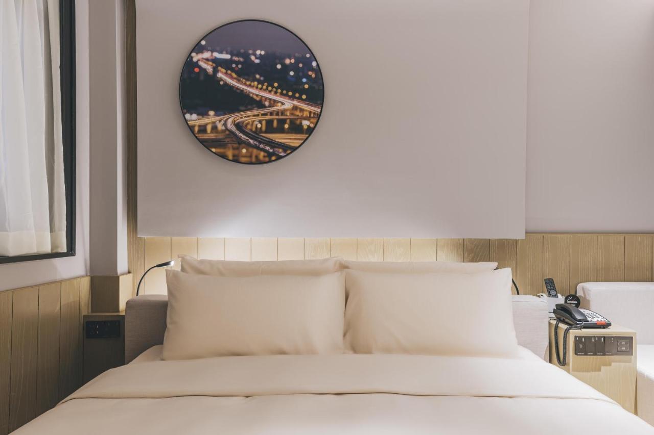 Atour X Hotel The Bund East Nanjing Road Shanghai Exterior foto